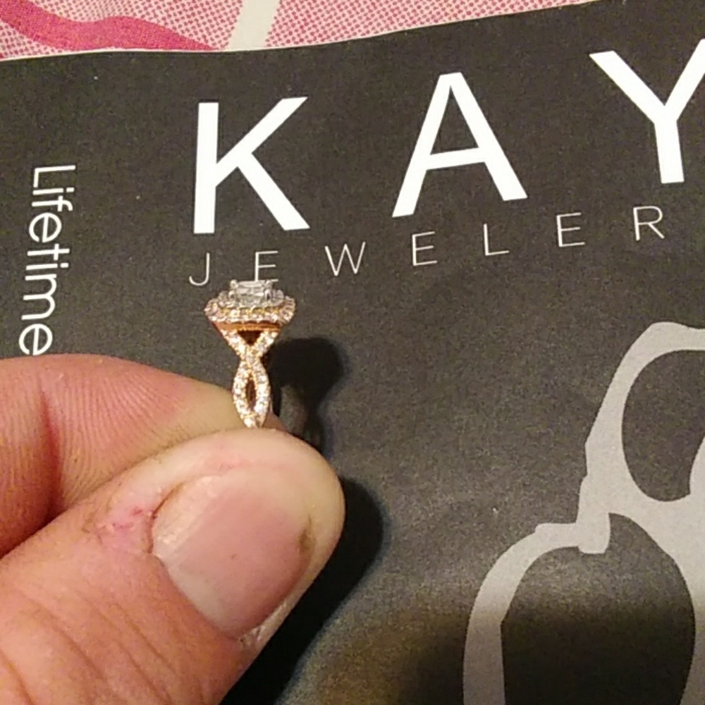 Engagement Ring - Picture 3 of 4
